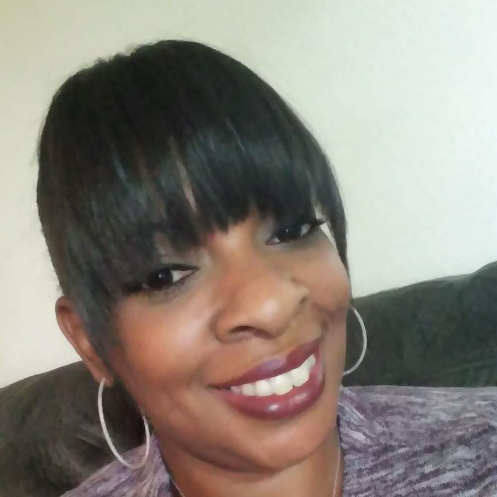 Meet your Posher, Juliette